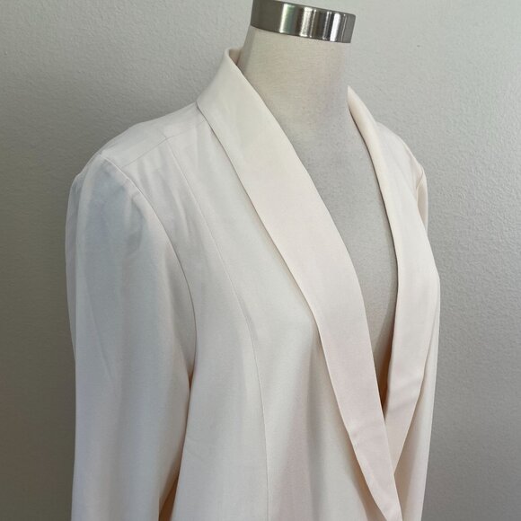 NEW Studio By Torrid Womens Plus 2X Dew Crepe Shawl Collar Blazer Jacket - Picture 4 of 13